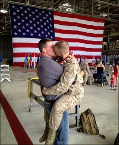 marine_kiss_vertical